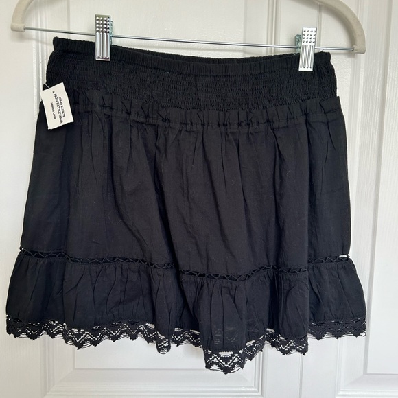 Hippie Laundry Voille Crochet White Bohemian Hippie Mini Skirt NWT Tilly's - Picture 1 of 5